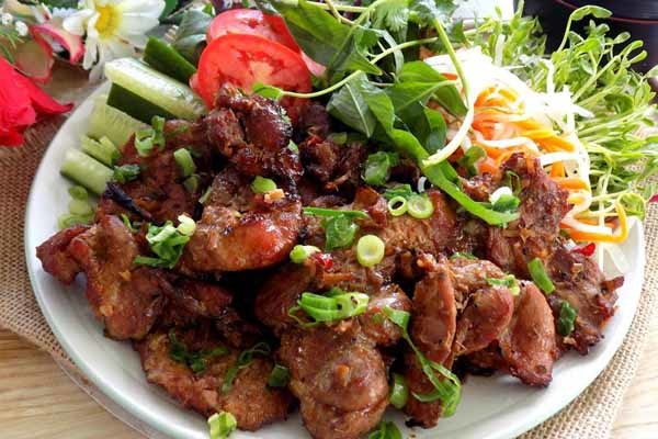 Thơm lừng thịt nướng chao 'đổi gió' cho bữa cơm gia đình