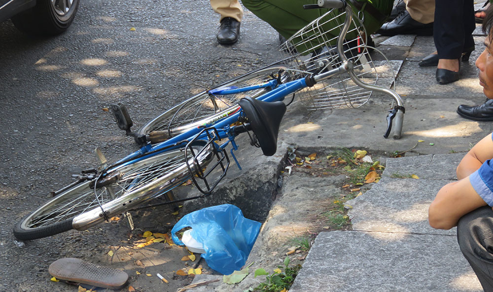 Người đàn ông tử vong sau cú quay đầu xe đạp ở Đà Nẵng