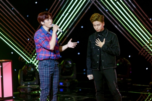 Cặp hotboy hát hit Bằng Kiều khiến khán giả 'tan chảy' ở The Voice