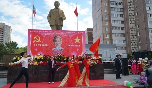 Overseas Vietnamese community celebrate President Ho Chi Minh’s birthday