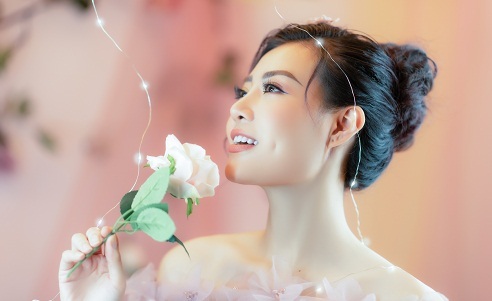 Thanh Hương: 'Ông xã chăm con để tôi yên tâm theo nghề diễn'