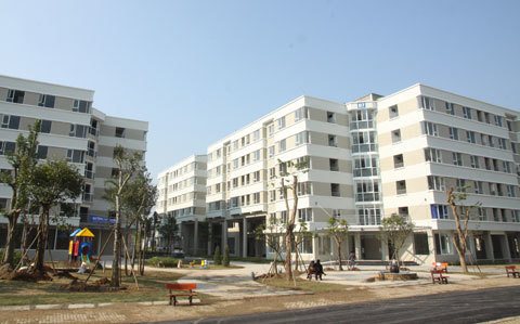 Muốn hút đầu tư phải có chốn ‘an cư’ cho công nhân khu công nghiệp