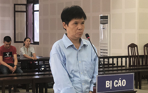 Nữ đầu bếp cứa cổ nam đồng nghiệp suýt chết ở Đà Nẵng