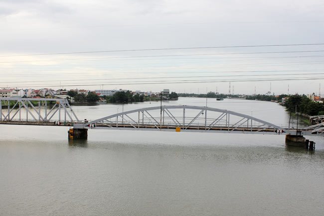 Binh Loi Railway Bridge needs preserving: HCM City Department of Culture