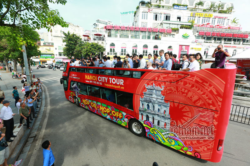 Người Sài Gòn sắp được ngắm xe buýt mui trần chạy trên phố