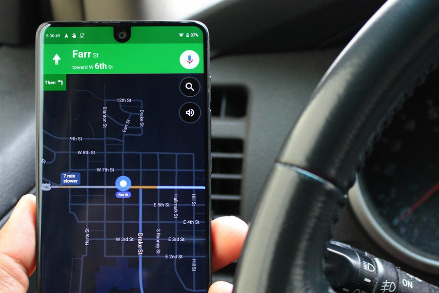 Cách bật Dark mode trên ứng dụng Google Maps