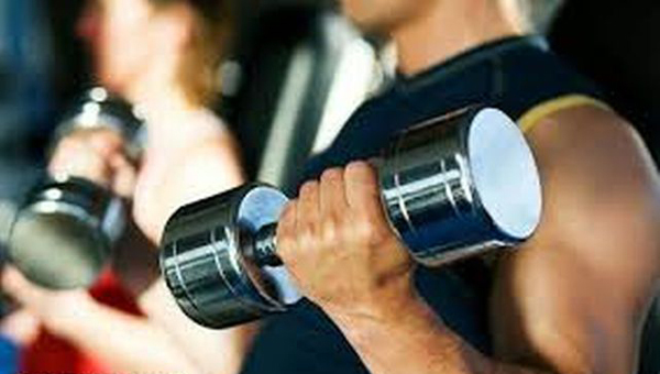 Thanh niên 24 tuổi vào viện cấp cứu sau khi tập thể dục, bác sĩ cảnh báo lỗi nhiều người mắc