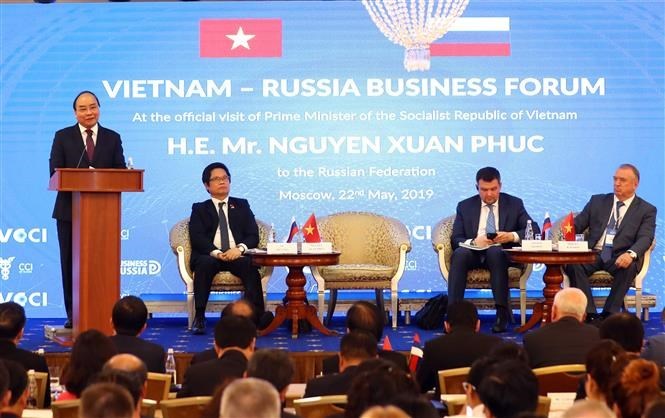 PM attends Vietnam - Russia Business Forum