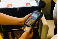 Chủ thẻ tín dụng tá hỏa khi bị tính lãi phạt vì nợ 400.000 đồng Chủ thẻ tín dụng tá hỏa khi bị tính lãi phạt vì nợ 400.000 đồng