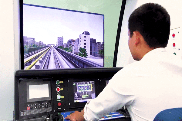 Lên tàu Cát Linh-Hà Đông xem công nghệ học lái hiện đại nhất Việt Nam