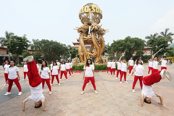 Flashmob cực chất từ nóc nhà Đông Dương đến bờ biển Phú Quốc