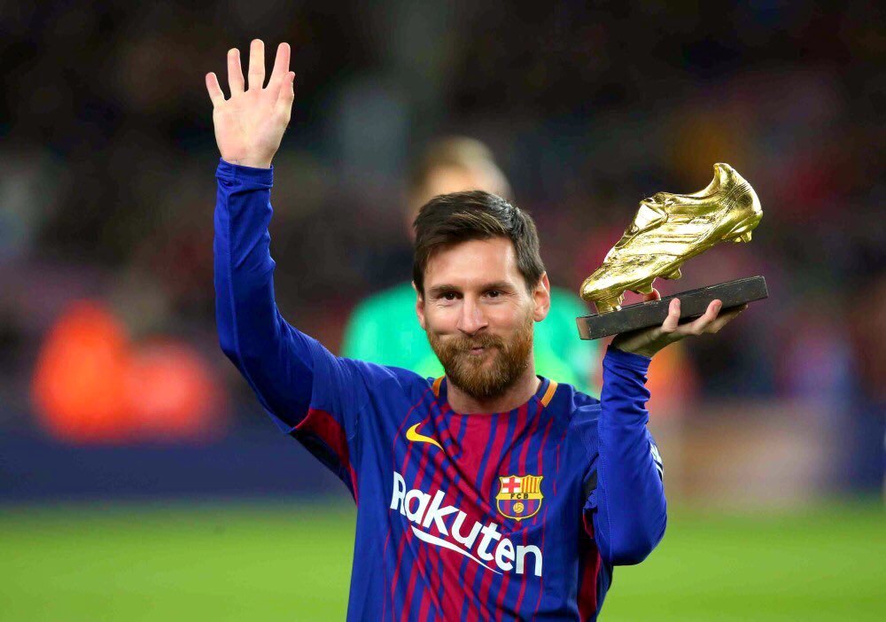 Messi giành Chiếc giày vàng, lập kỷ lục vô tiền khoáng hậu