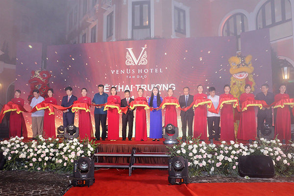 Khai trương Venus Hotel