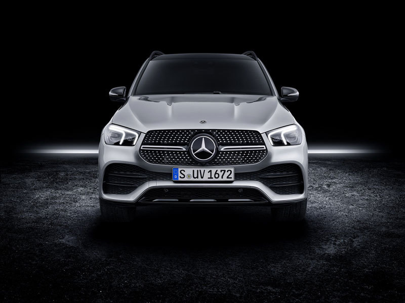 Mercedes GLE 580 mới gần 500 mã lực, giá hơn 77.000 USD