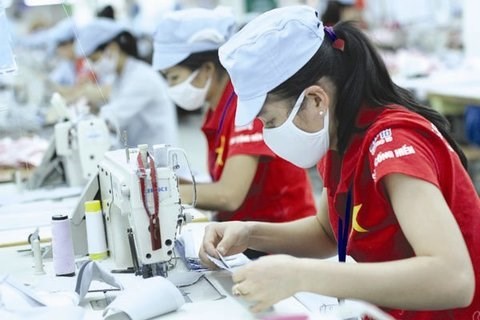 Industry hoped to help Vietnam overcome middle-income trap