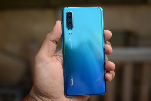 Giá điện thoại Huawei P30 giảm sốc, chỉ còn khoảng 3 triệu đồng