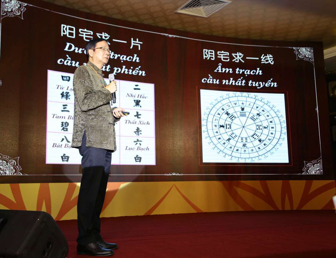 300 khách nghe diễn giả Singapore chia sẻ về phong thủy long mạch