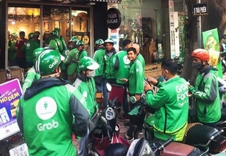 Fierce race in Vietnam’s food delivery market: The game really ends?