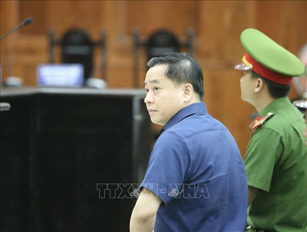 Court resumes Dong A Bank appeals trial