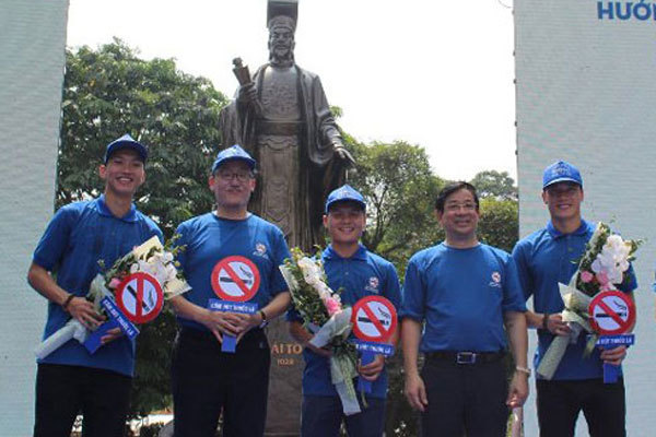 Quang Hải, Tiến Dũng, Văn Hậu kêu gọi ‘Nói không với thuốc lá’