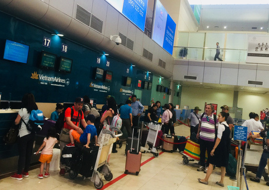 Local airlines rush to open new air routes, increase flight frequency in summer