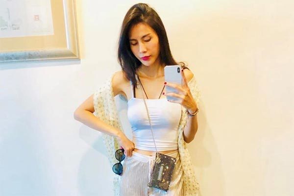 Thủy Tiên lộ thân hình gầy gò bất thường