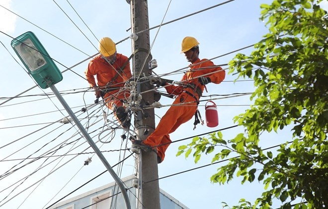 Vietnam to purchase more power from China, Laos