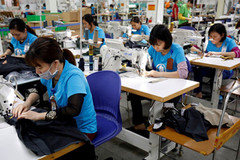 Vietnam likely to benefit from worldwide shift in production capacity: HSBC