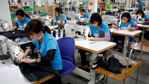 Vietnam likely to benefit from worldwide shift in production capacity: HSBC