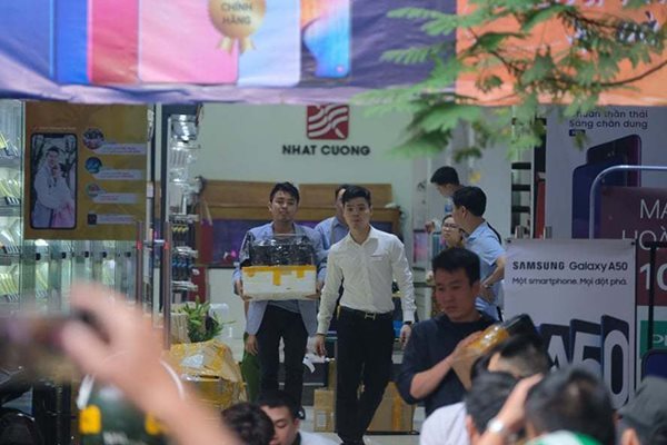 Nhat Cuong Mobile’s software services cost Hanoi over VND7.2 billion