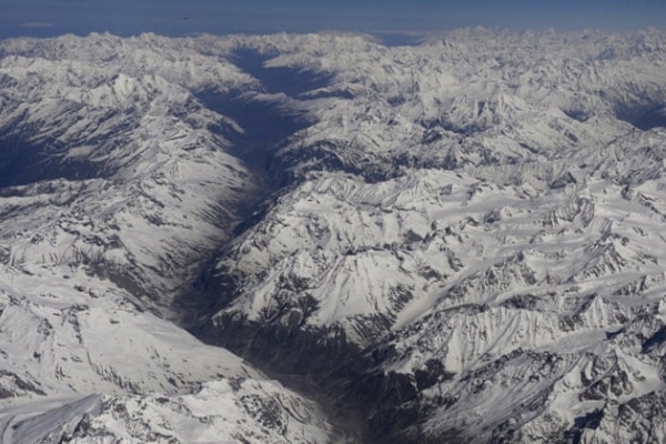 Nhóm nhà leo núi mất tích bí ẩn trên dãy Himalaya