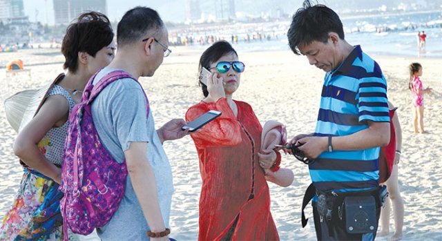 Vietnam tourism at the fingertips