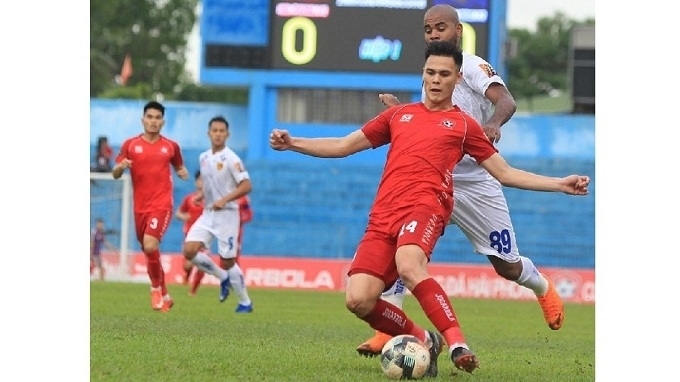 V.League: Quang Nam FC escape bottom after resounding win