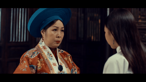 NSND Hồng Vân, Hồng Đào tranh quyền đoạt vị trong phim cung đấu Việt
