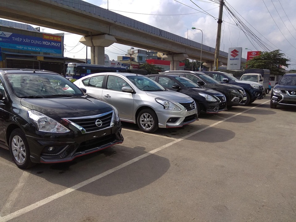 Giá ô tô liên tục giảm sâu, dân Việt vẫn chê cao ngất ngưởng