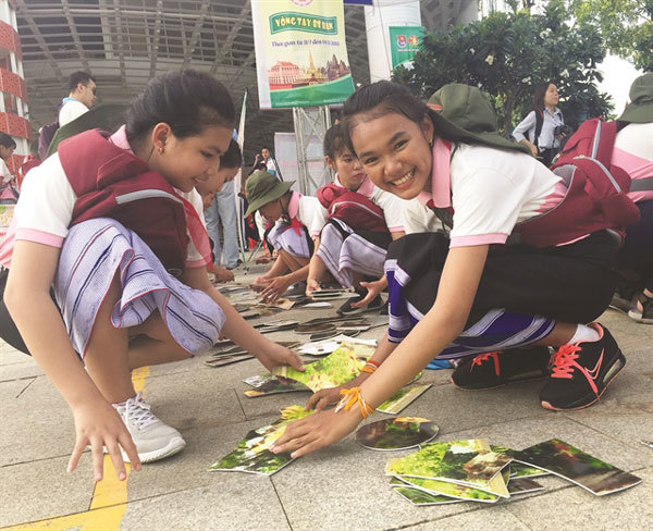 What do Vietnamese kids want to do this summer?