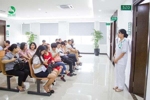 Doanh nghiệp mang cả bệnh viện về khám sức khỏe cho nhân viên