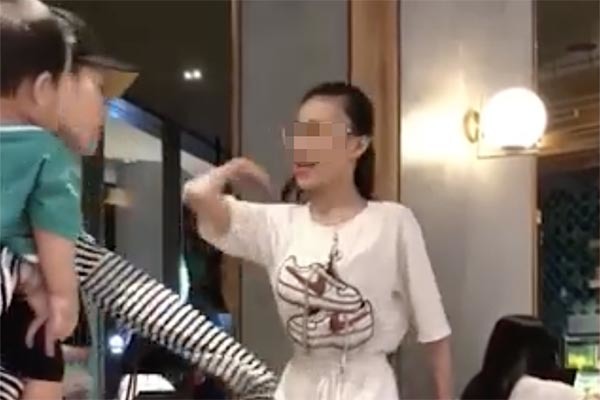 Cái kết vụ ‘cầm nhầm’ túi Gucci trong trung tâm thương mại ở Sài Gòn