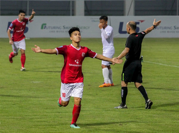 Martin Lo's journey from Australia to Vietnam U23