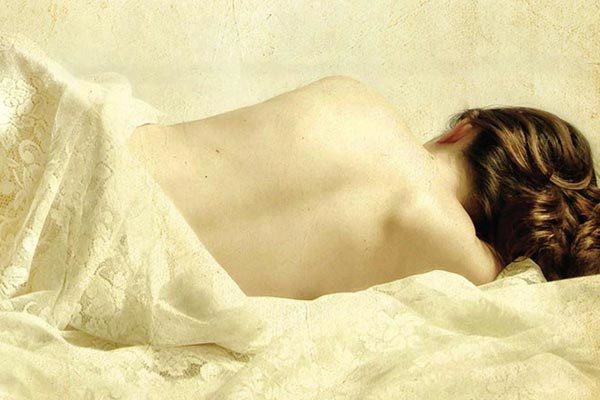 Những cuốn sách viết về nội dung cấm kỵ gây tranh cãi dữ dội