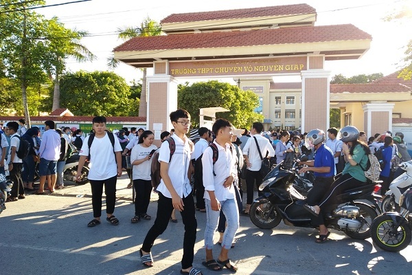 Sở nói đề thi lớp 10 trùng nhau là ngẫu nhiên, tỉnh mời công an vào cuộc