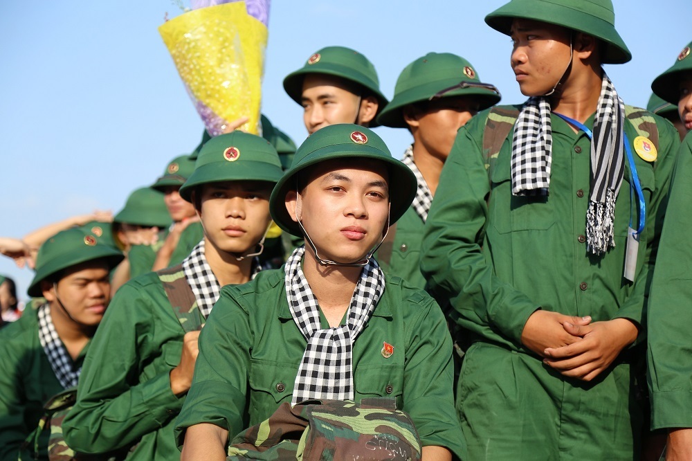 Nữ tham gia nghĩa vụ quân sự dễ hay khó?