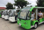 One more city experiments with battery-powered electric buses to serve tourists