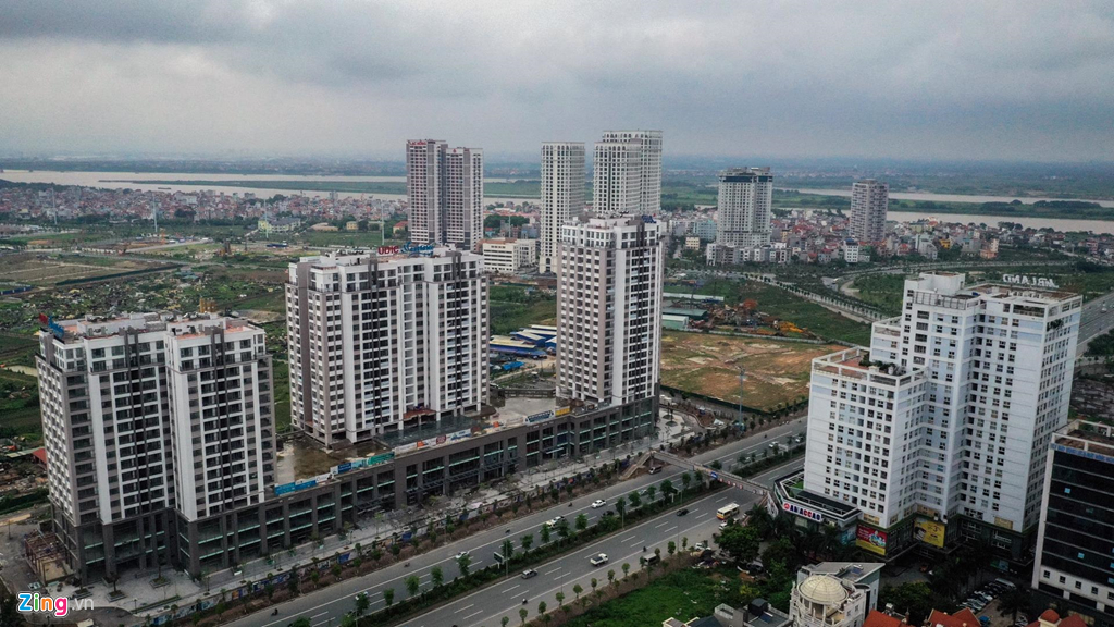 'Rừng chung cư' dọc tuyến đường ngoại giao ra sân bay Nội Bài 'Rừng chung cư' dọc tuyến đường ngoại giao ra sân bay Nội Bài