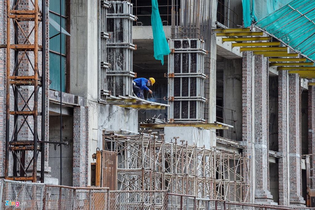 'Rừng chung cư' dọc tuyến đường ngoại giao ra sân bay Nội Bài 'Rừng chung cư' dọc tuyến đường ngoại giao ra sân bay Nội Bài