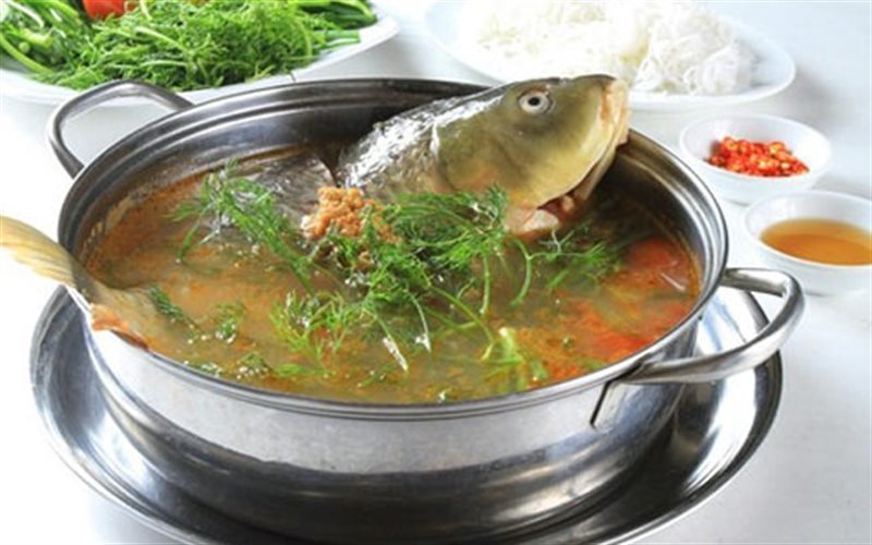 Ăn lẩu cá, người phụ nữ Quảng Ninh bị thủng ruột