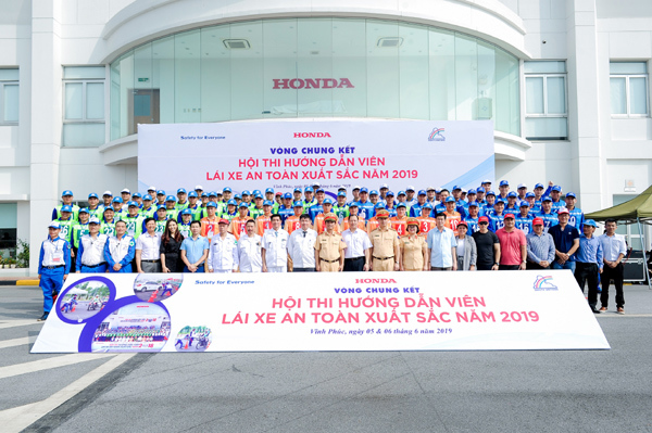 Hội thi hướng dẫn viên Lái xe an toàn xuất sắc 2019