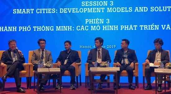 For Hanoi, building a smart city needs connected technological system