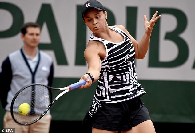 Ashleigh Barty lần đầu vô địch Roland Garros