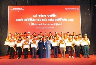 Vietnamese man sets goal to donate blood 100 times